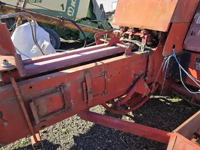 USED 1990 NEW HOLLAND 515