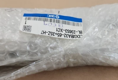 NEW SMC CDG1BA32-65+35Z-H7-BL-236S3-XC1