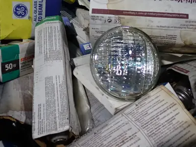 Used SYLVANIA, GE _UNKNOWN_ Light Source Equipment Ohio US | HGR 24 #1406409