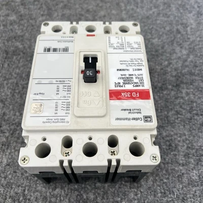 Used Cutler-Hammer FD3030L Circuit Breakers California US | Davliegogo LLC #1706071