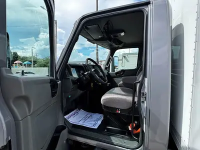 Used 2023 INTERNATIONAL MV607 Box trucks Florida US | Truck and Van Outlet #1509128