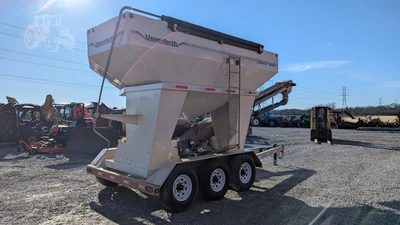 USED 2012 UNVERFERTH 3750