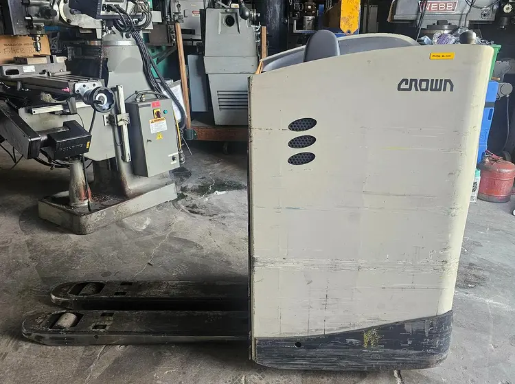 Used 2016 CROWN RT 4020-20 Misc Forklifts Wisconsin US | Lemke Machinery Sales #550682