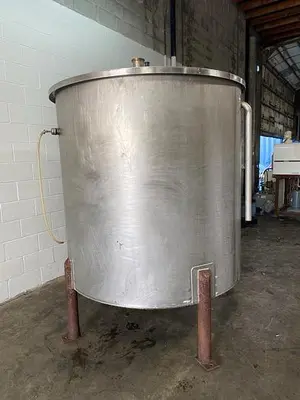 600 Gallon Tank