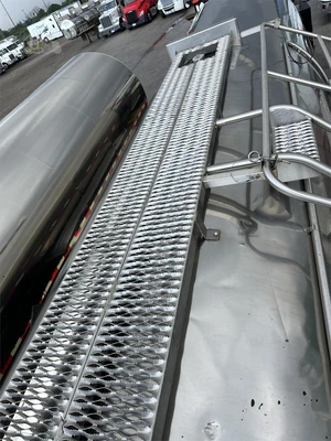Used 2000 TREMCAR _UNKNOWN_ Tanker Trailers Indiana US | Lakeshore Equipment Sales #1546600