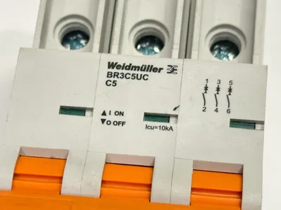 BR3C5UC C5,2478360000 | Weidmuller BR3C5UC C5 Circuit Breaker 3-Pole 5A 277V 2478360000 - Used