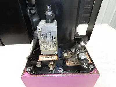 SPX Hytec 100888 Model B Hydraulic Power Workholding Pump Unit 2.5gal 115V