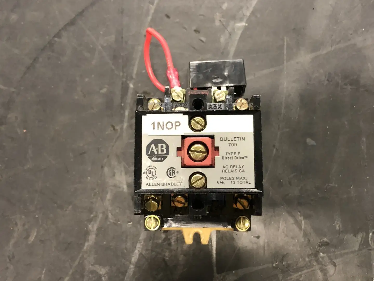 USED ALLEN-BRADLEY 700-P200A1