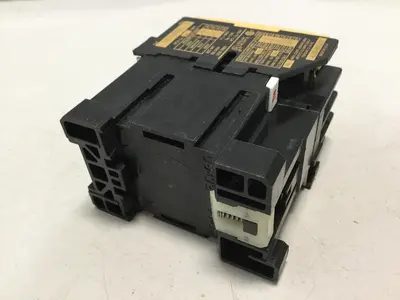 USED ALLEN BRADLEY 100-A09ND3 SER B