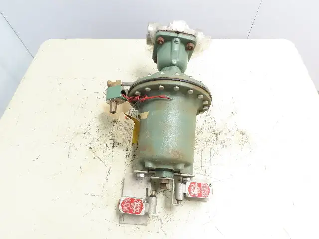 ITT Grinnell Pneumatic Diaphragm Actuator Valve 1-1/2" CF8 Stainless Butt Weld