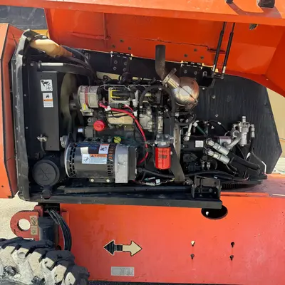 USED 2015 JLG 600S