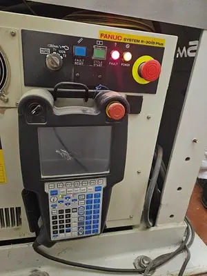 USED 2018 FANUC R 2000IC