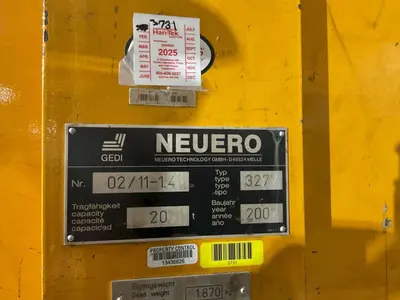 (4) 20 TON (160,000 LBS TOTAL) RAILWAY / NEUERO HEAVY DUTY MOBILE VERTICAL LIFT JACKS: YOBRO #23870