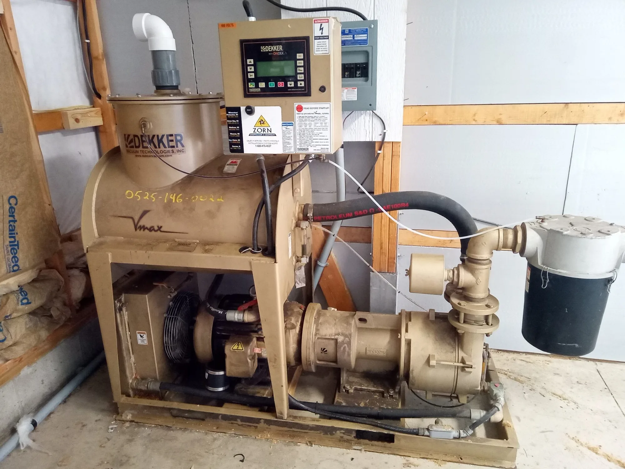 USED VICKERS VMX030KA1-00