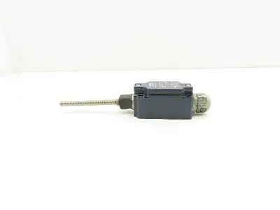 Schmersal MAF 330-11Y-M20 Limit Switch Spring Rod Lever 250V 15A NO NC