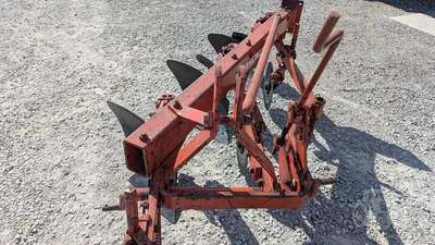 USED MASSEY FERGUSON 345
