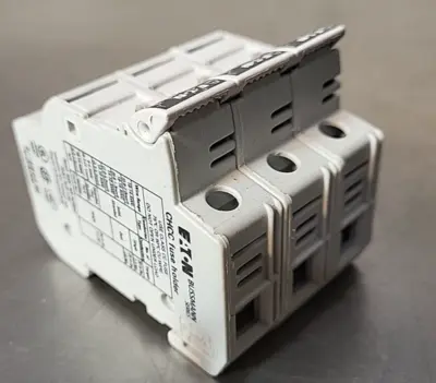 Eaton Bussmann CHHCC Series Dual Fuse Holder 600V 30A (BIN 3.5.2)