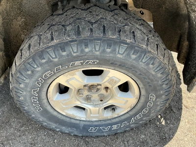 USED 2014 CHEVROLET SILVERADO 1500