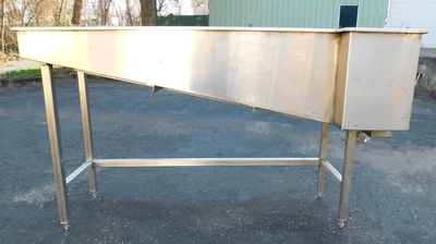 USED FILTERING TANK 40 GALLONS