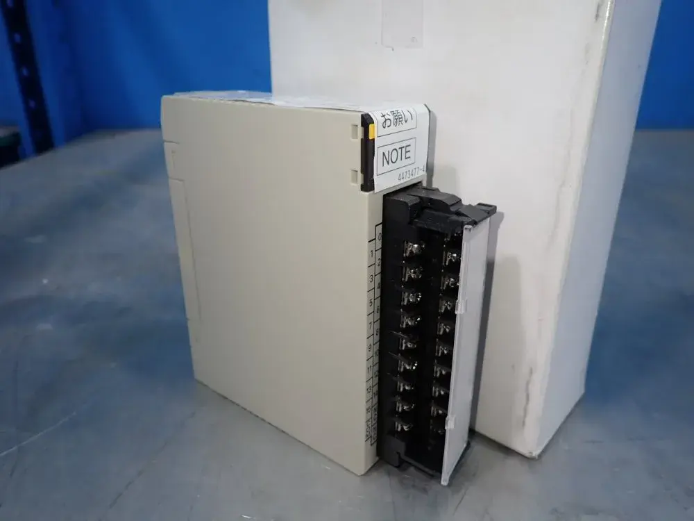 NEW OMRON C200H0C225