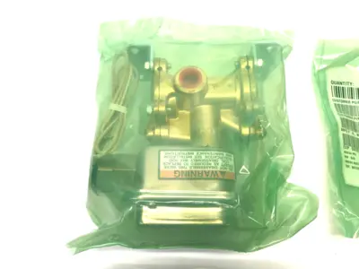 NEW ASCO RED-HAT 3-WAY SOLENOID VALVE, 250VDC