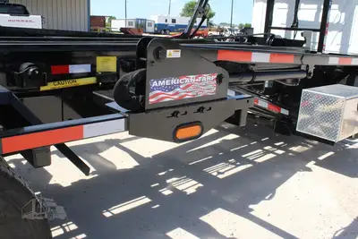 New | in-Stock 2027 MACK MD7 Rolloff Trucks Texas US | Roll Off Truck World #1491924