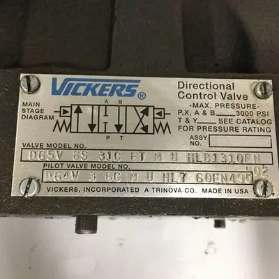 USED VICKERS DG5V-8-S-31C-E-T-M-U-HL-B13-10-EN502
