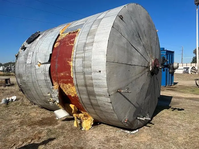 Used _UNKNOWN_ _UNKNOWN_ Carbon Steel Tanks California US | Machinery & Equipment 15 #140661