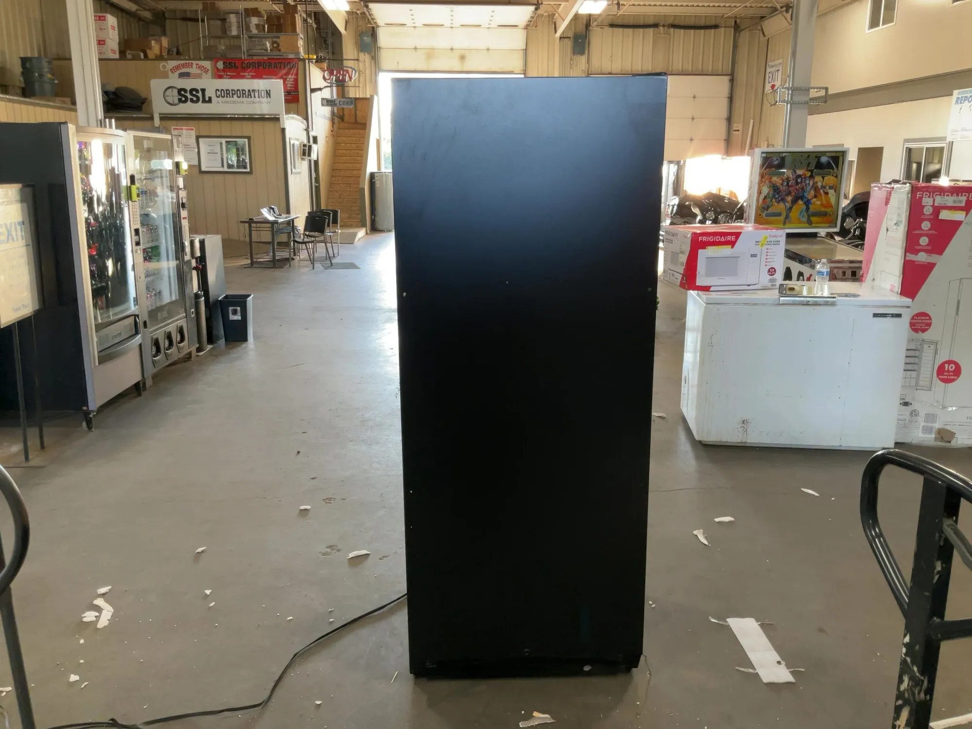 Used VINOTEMP EL-300GFEBRR Refrigerators Michigan US | Miedema Asset Management Group #1437357