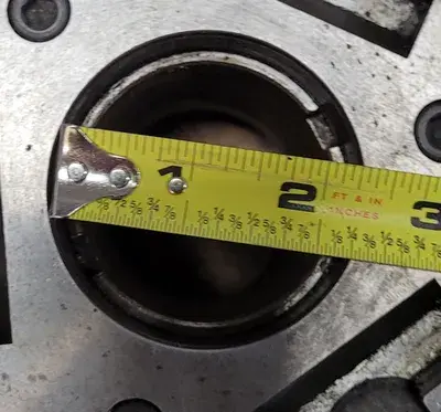 USED S-P MFG. 3 JAW CHUCK - 10 IN