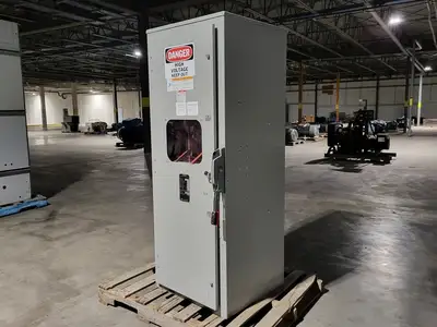 USED SQUARE D HVMB305200