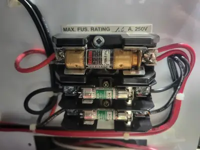 USED SQUARE D MODEL 6