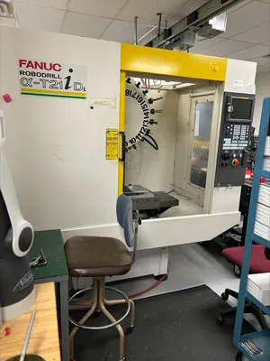 2003 FANUC ROBODRILL ALPHA T21IDL Drilling & Tapping Centers | Global Machine Brokers, LLC (2)