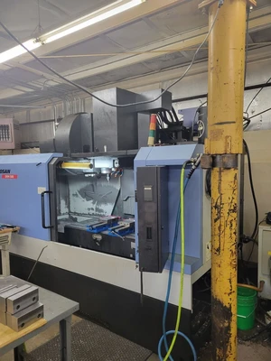 2008 DOOSAN DNM 500 Vertical Machining Centers | Toolquip, Inc. (1)