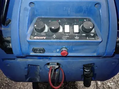 USED CLARKE ENCORE 33L