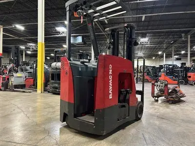 Used 2015 RAYMOND 415C30TT 3-Wheel Stand up Electric Counterbalance Forklifts Illinois US | Somerset Equipment Sales #1546221