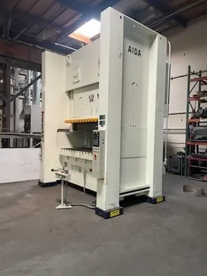 2020 AIDA NS2 - 3000(2) Straight Side Double Crank Press | Kempler Machinery (2)