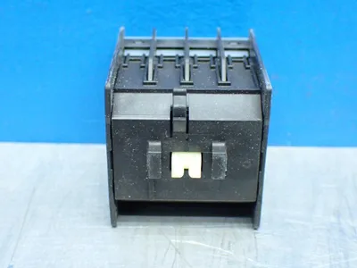 NEW SIEMENS 3RH29111FA22