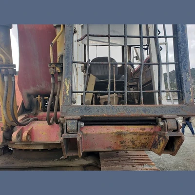 Caterpillar 235 Excavator