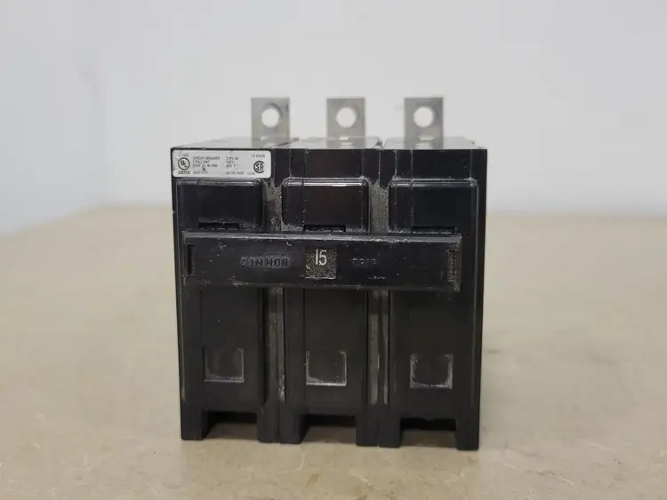 Used EATON BAB3015H Switchgears British Columbia CA | Lenmark #240004