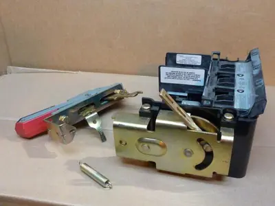 USED ALLEN BRADLEY 1494V-DS30 SER A