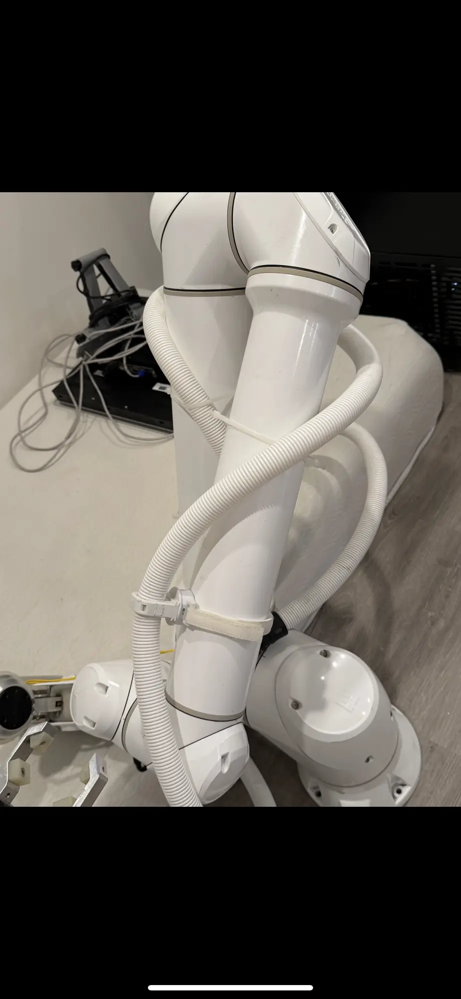 USED 2023 RAINBOW ROBOTICS RB10-1300EN