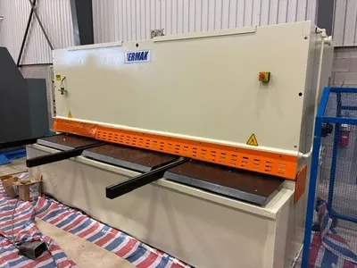 ERMAKSAN CNC-HGD 3100X13 Sheet Metal Shears | FERRIC Machinery, Inc. (2)