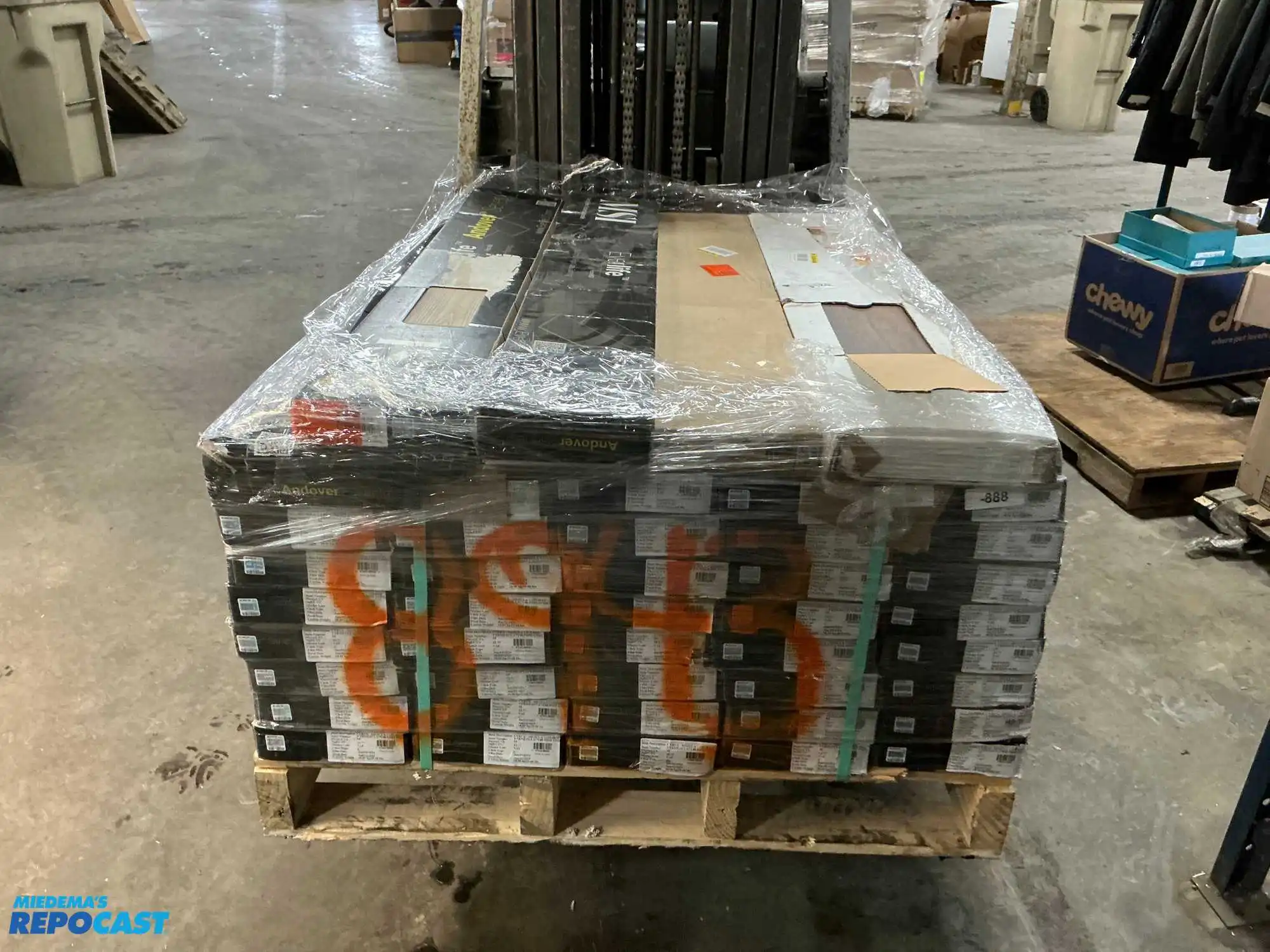 Pallet of Mixed Vinyl Flooring
