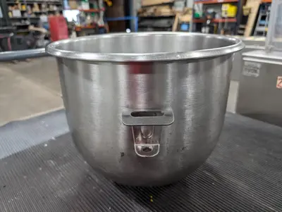 Hobart Style SS 20 Qt. Mixer Bowl