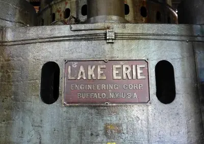 4,000 TON LAKE ERIE DOUBLE ACTION HYDRAULIC PRESS: STOCK #13320