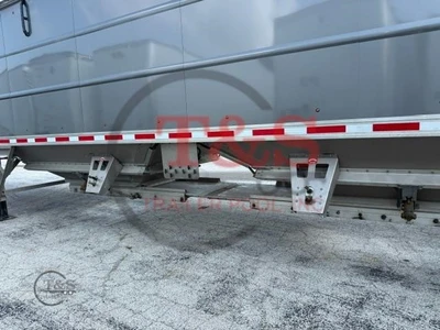 Used 2025 EBY _UNKNOWN_ Grain Hopper Trailers Illinois US | T&S Trailer Pool #1509390