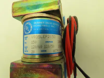 Honeywell Skinner V933LEH2050 Solenoid Valve 4-Way NC 120V 50 PSI 1/4" NPT