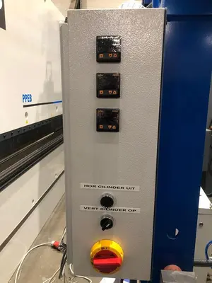 USED ARLO MODIFIED 25 TON PRESS