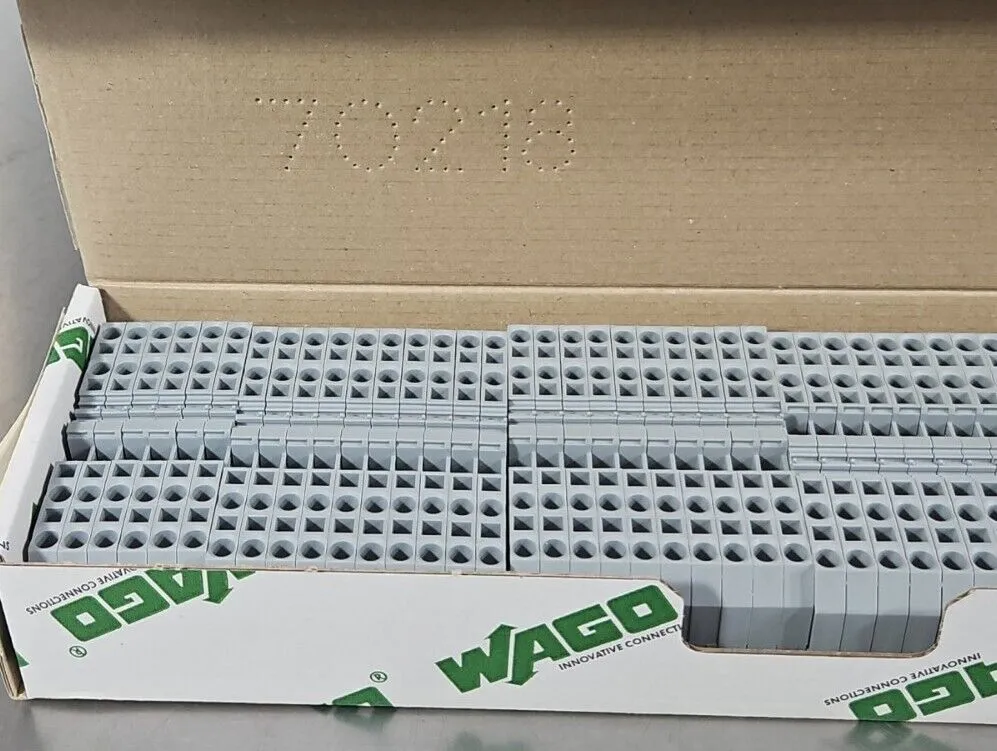 WAGO 281-652 Conductor Through Terminal Block - Box with 36. Loc3D-12